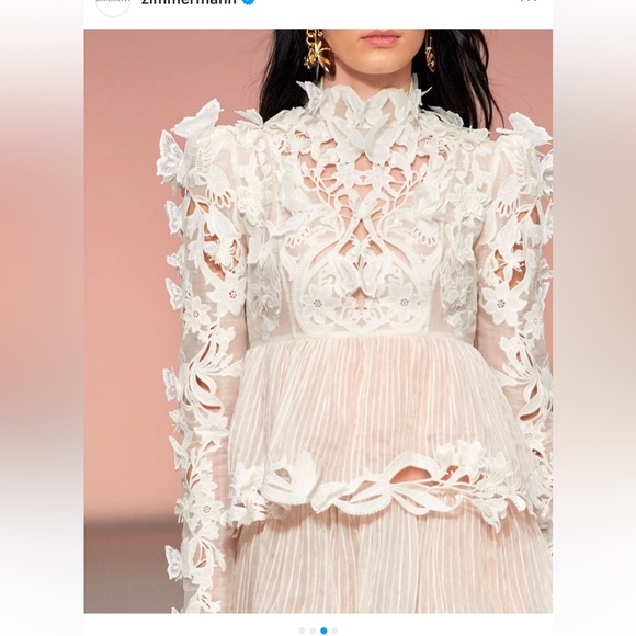 The Luminous Embroidered Gown from Spring 21. - Picture 4 of 4